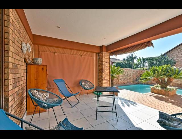 3 BEDROOM HOUSE FOR SALE IN SUNDOWNER